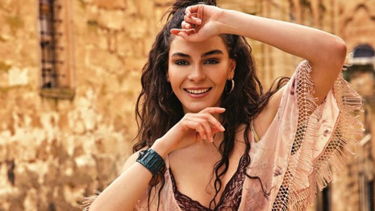 Hercai's Female Lead Ebru Sahin Make Meaningful Donation on Her Birthday |  Turkish Celebrity News